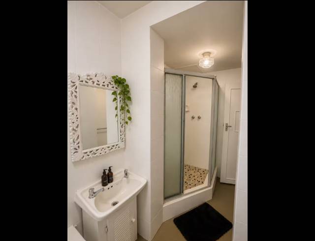 2 BEDROOM APARTMENT FOR SALE IN WINDERMERE